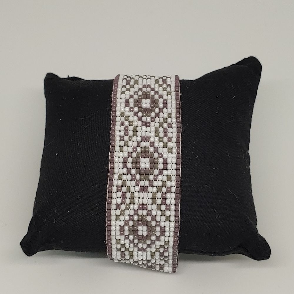 Loom Beaded Bracelet White, Gray & Lavender